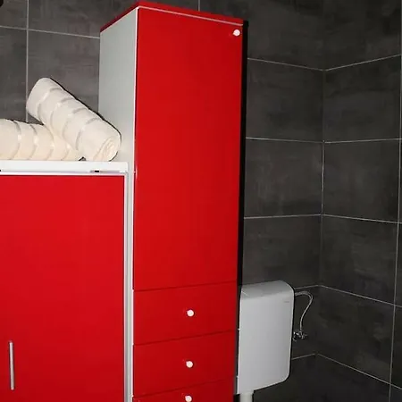 Entire With A Swimming Pool For 12 In